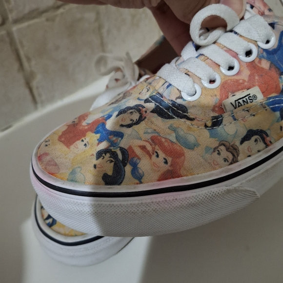 Vans Disney Princess Shoes Size 8 - Picture 4 of 10